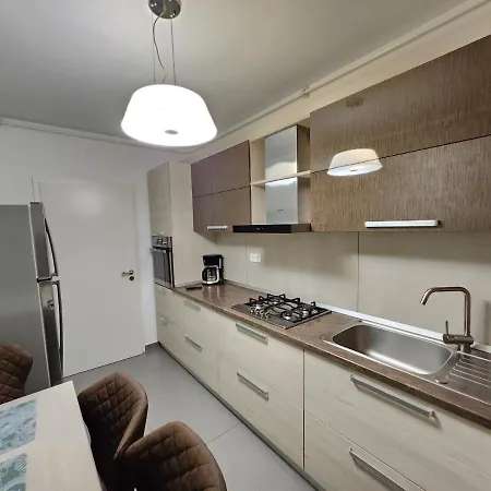 Lux Apartman *