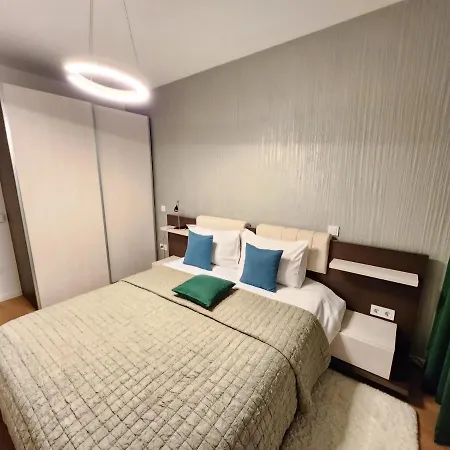 Lux Apartamento Braşov